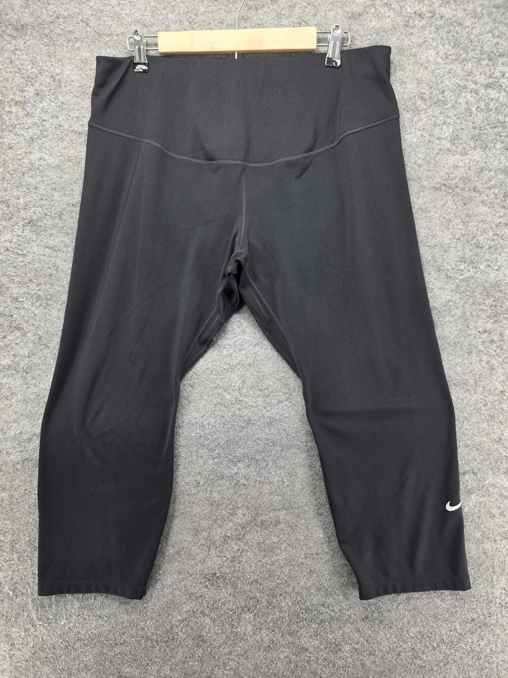 Nike Leggings Womens 1X Black Capri Ankle Dri-FIT Moisture Wicking Stretch